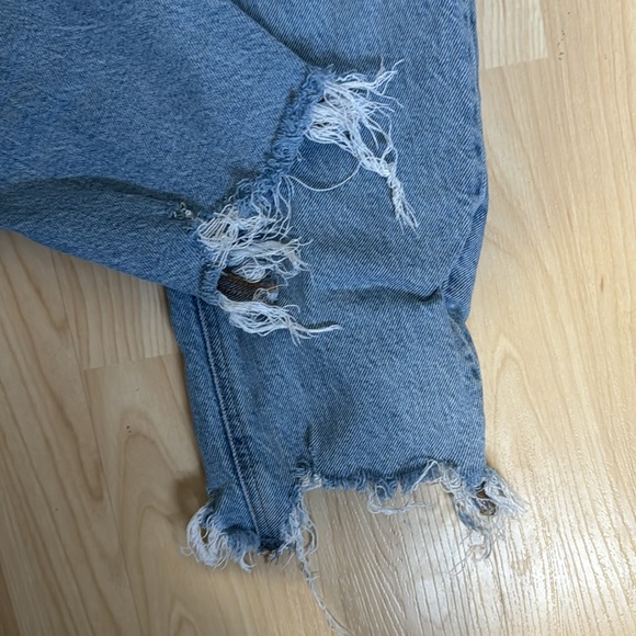 American Eagle 90’s Skinny Jean - Picture 5 of 6